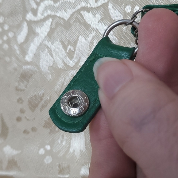 Leather bracelet - Picture 3 of 3